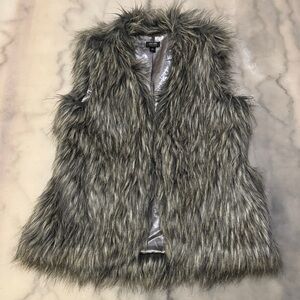 Nicole by Nicole Miller Gray Faux Fur Vest